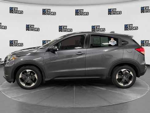 Used 2018 Honda HR-V EX image 2