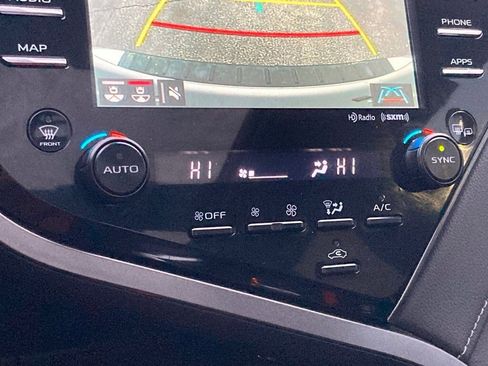 Used 2019 Toyota Camry XSE image 24