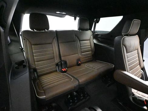 Used 2025 GMC Yukon Denali Ultimate image 58