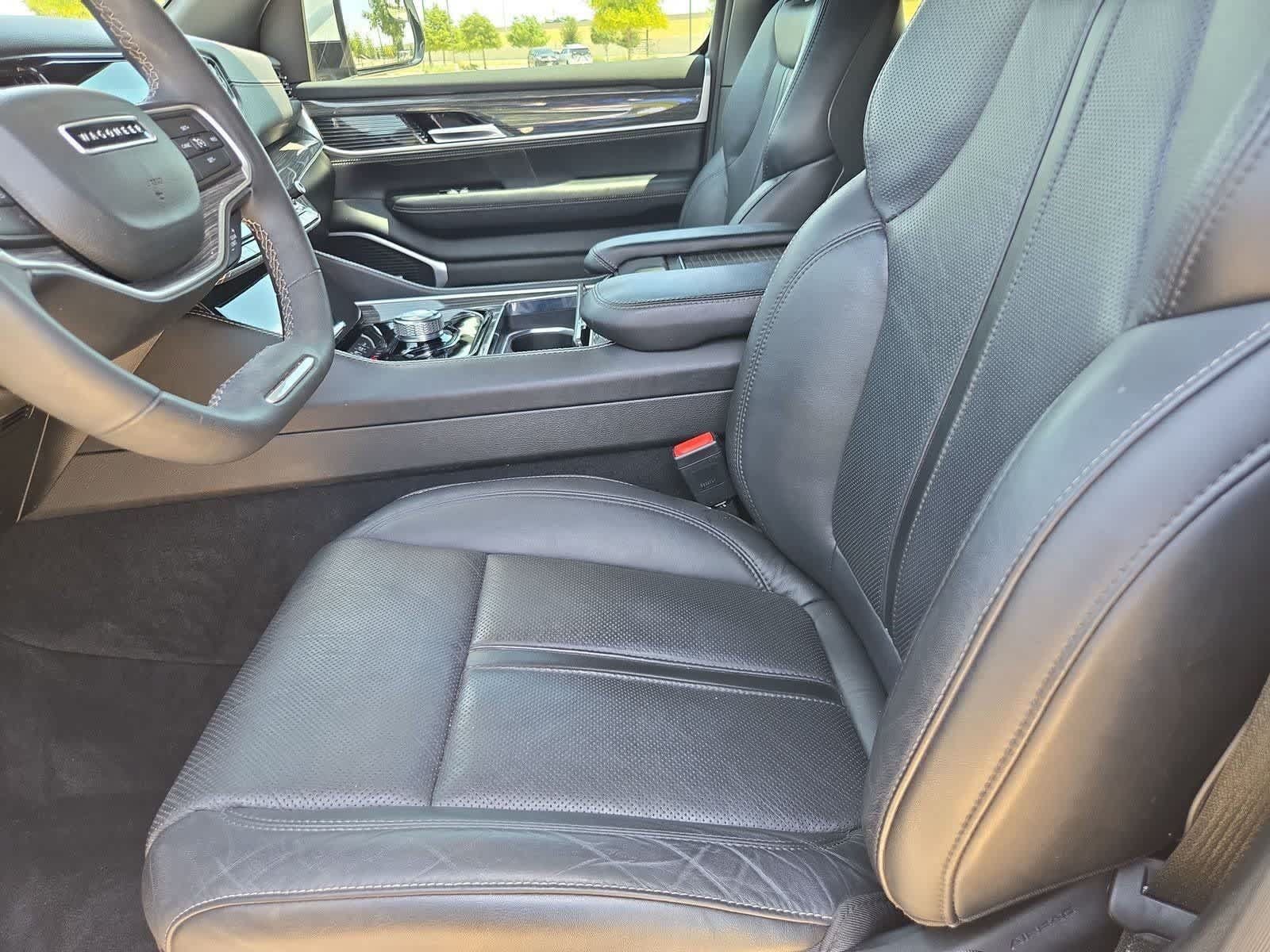 Used 2022 Jeep Wagoneer Series II w/ Premium Group I RWD image 13