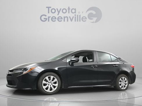 Certified 2024 Toyota Corolla LE FWD image 4