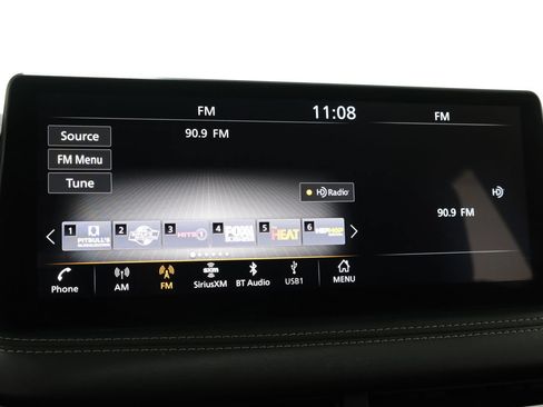 Used 2023 INFINITI QX60 Luxe w/ Cargo Package FWD image 16