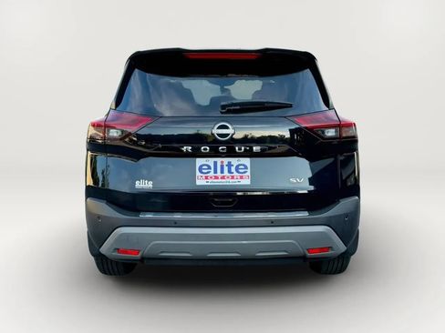 Used 2023 Nissan Rogue SV FWD image 6