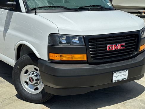 New 2026 GMC Savana 2500 Extended w/ Driver Convenience Package RWD image 3