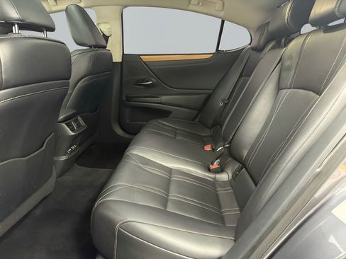 Used 2019 Lexus ES 350 w/ Accessory Package 2 FWD image 14