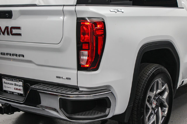 New 2026 GMC Sierra 1500 SLE w/ Preferred Package AWD/4WD image 11