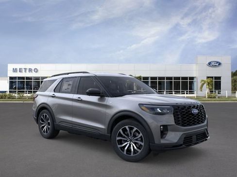 New 2026 Ford Explorer ST-Line RWD image 7
