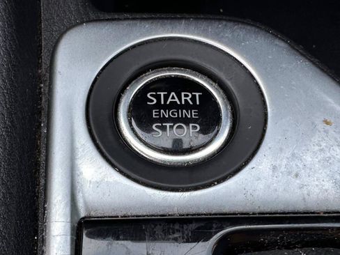 Certified 2023 Nissan Sentra SV FWD image 23