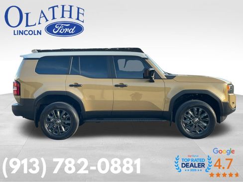 Used 2025 Toyota Land Cruiser image 6