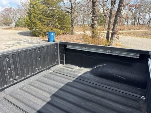 Used 2012 Nissan Frontier SV w/ SV Premium Utility Pkg image 30