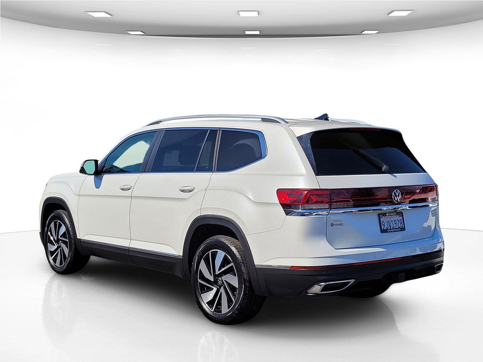 Certified 2024 Volkswagen Atlas SEL AWD/4WD image 8