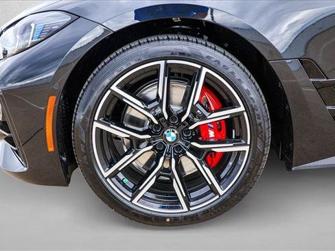 New 2026 BMW 440i xDrive w/ Premium Package AWD/4WD image 9