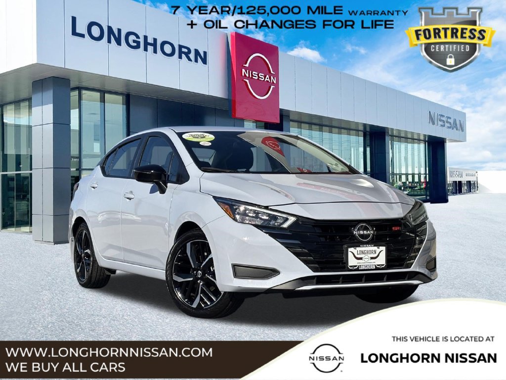 Used 2025 Nissan Versa SR w/ Trunk Package FWD image 1