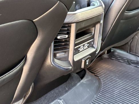 Used 2026 RAM 1500 Laramie AWD/4WD image 9