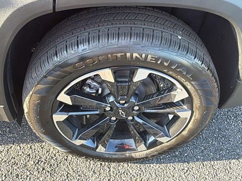 New 2027 Chevrolet Equinox RS w/ Safety and Technology Package FWD image 13