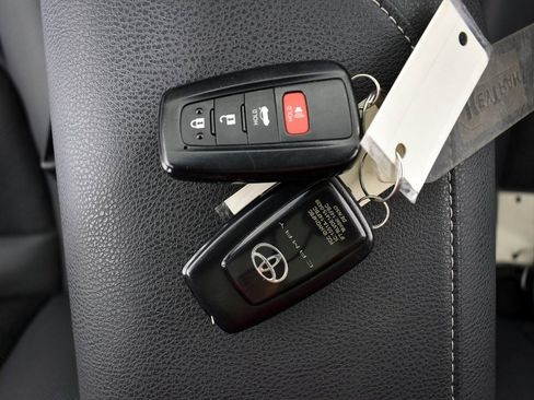 Certified 2018 Toyota Camry XSE w/ Driver Assist Package image 44