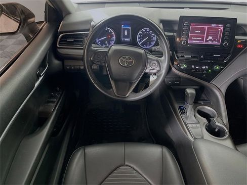 Used 2023 Toyota Camry SE image 21