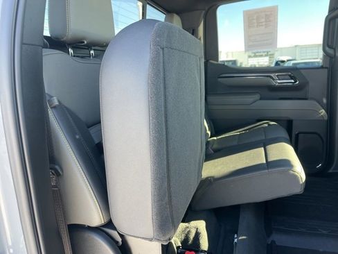 Used 2025 Chevrolet Silverado 1500 ZR2 w/ Technology Package image 48