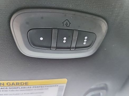 Used 2022 RAM 2500 Limited AWD/4WD image 18
