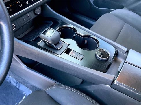 Certified 2023 Nissan Rogue S image 17