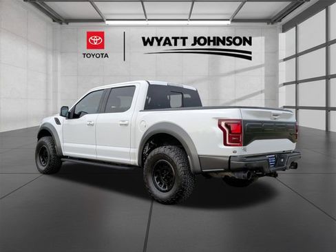 Used 2018 Ford F150 Raptor w/ Equipment Group 802A Luxury AWD/4WD image 3