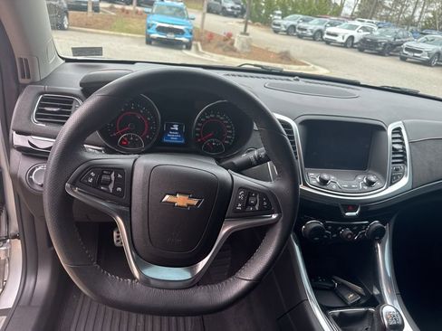 Used 2016 Chevrolet SS image 9