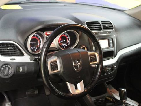 Used 2020 Dodge Journey SE w/ SE Popular Equipment Group FWD image 12