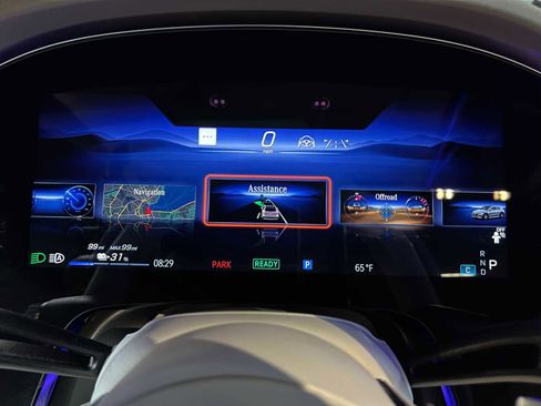 Certified 2023 Mercedes-Benz EQS 580 4MATIC SUV image 31