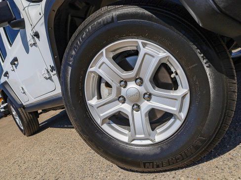 Used 2021 Jeep Wrangler Unlimited Sport image 2