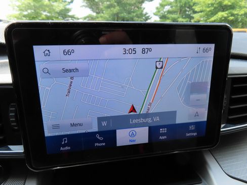 Used 2022 Ford Explorer XLT w/ Equipment Group 202A image 24