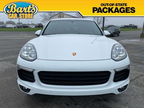 Used 2017 Porsche Cayenne Platinum Edition image 2