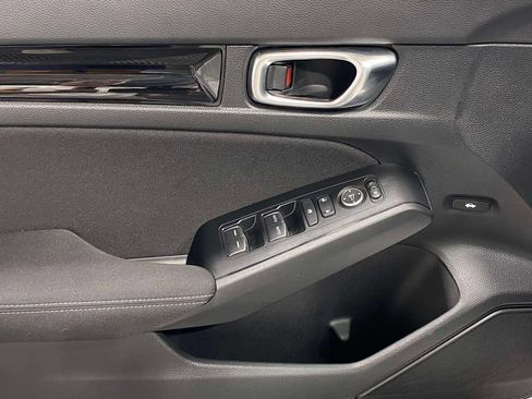 Used 2025 Honda Civic Sport image 20