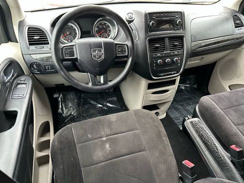 Used 2013 Dodge Grand Caravan American Value Package image 10