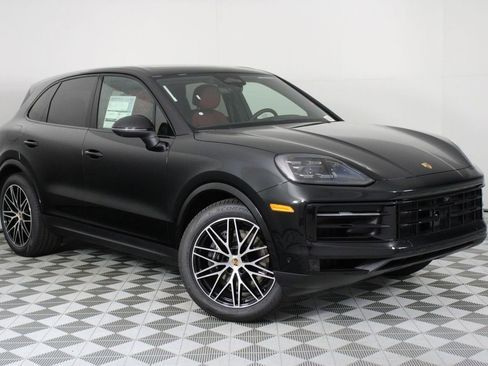 New 2026 Porsche Cayenne AWD/4WD image 9