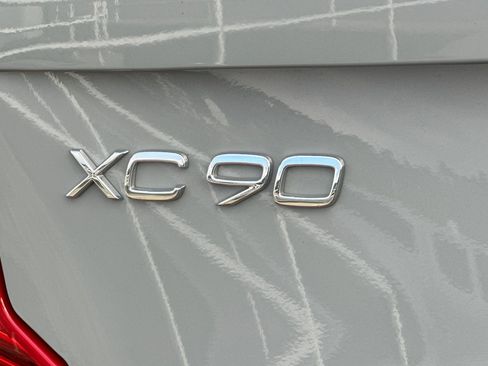 Certified 2025 Volvo XC90 B6 Ultra w/ Protection Package Premier image 13