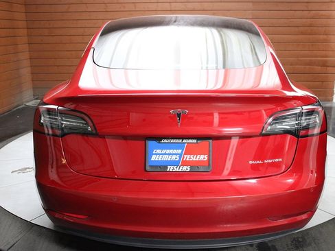 Used 2021 Tesla Model 3 Long Range image 10