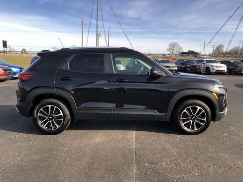 Used 2024 Chevrolet TrailBlazer LT w/ Convenience Package image 6