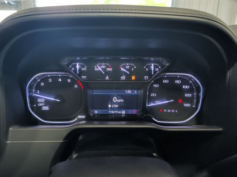 Used 2019 GMC Sierra 1500 Elevation w/ Elevation Value Package AWD/4WD image 8