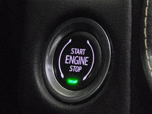 Used 2023 Chevrolet Tahoe Premier AWD/4WD image 31