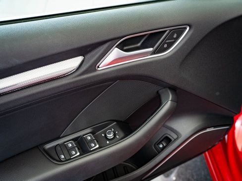 Used 2017 Audi A3 e-tron Prestige w/ Prestige Package image 22