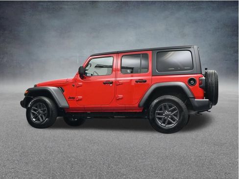 Used 2025 Jeep Wrangler Unlimited Sport AWD/4WD image 35