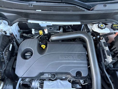 Used 2025 Chevrolet Equinox LT image 31