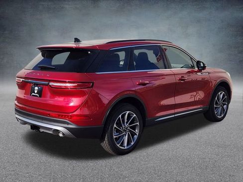 New 2026 Lincoln Corsair Premiere image 7