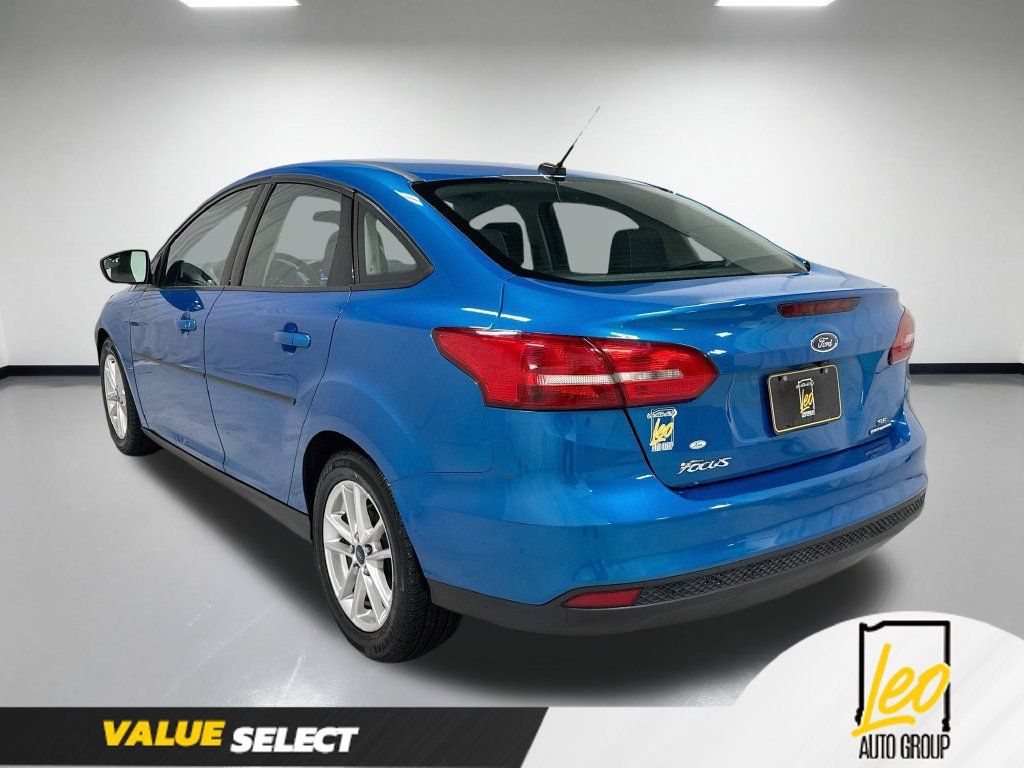 Used 2015 Ford Focus SE FWD image 9