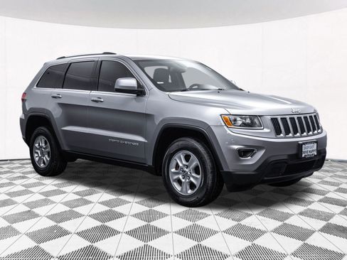 Used 2015 Jeep Grand Cherokee Laredo w/ Quick Order Package 23E AWD/4WD image 15
