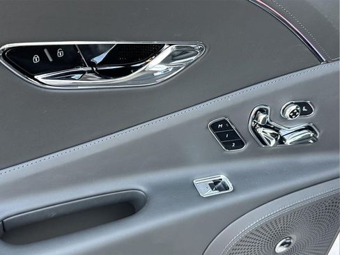 New 2026 Bentley Flying Spur Plug-In Hybrid AWD/4WD image 31