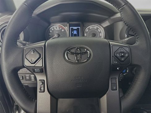 Certified 2023 Toyota Tacoma TRD Off-Road w/ Technology Package AWD/4WD image 16