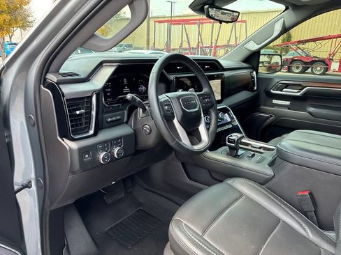 Used 2024 GMC Sierra 1500 Denali w/ Denali Reserve Package AWD/4WD image 22
