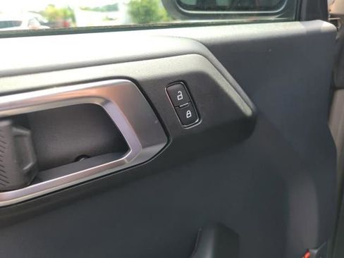 New 2025 Ford Bronco Raptor w/ Interior Carbon Fiber Pack image 17