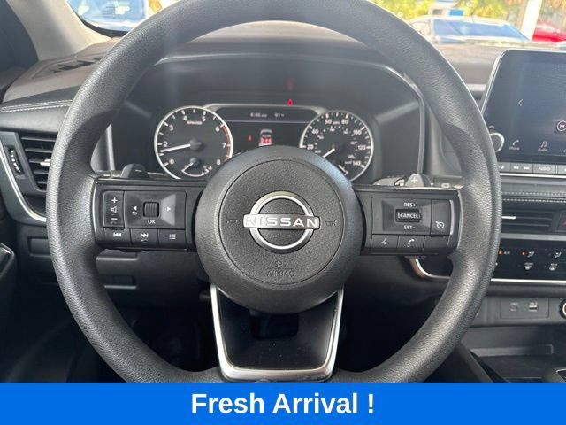 Used 2023 Nissan Rogue S FWD image 6